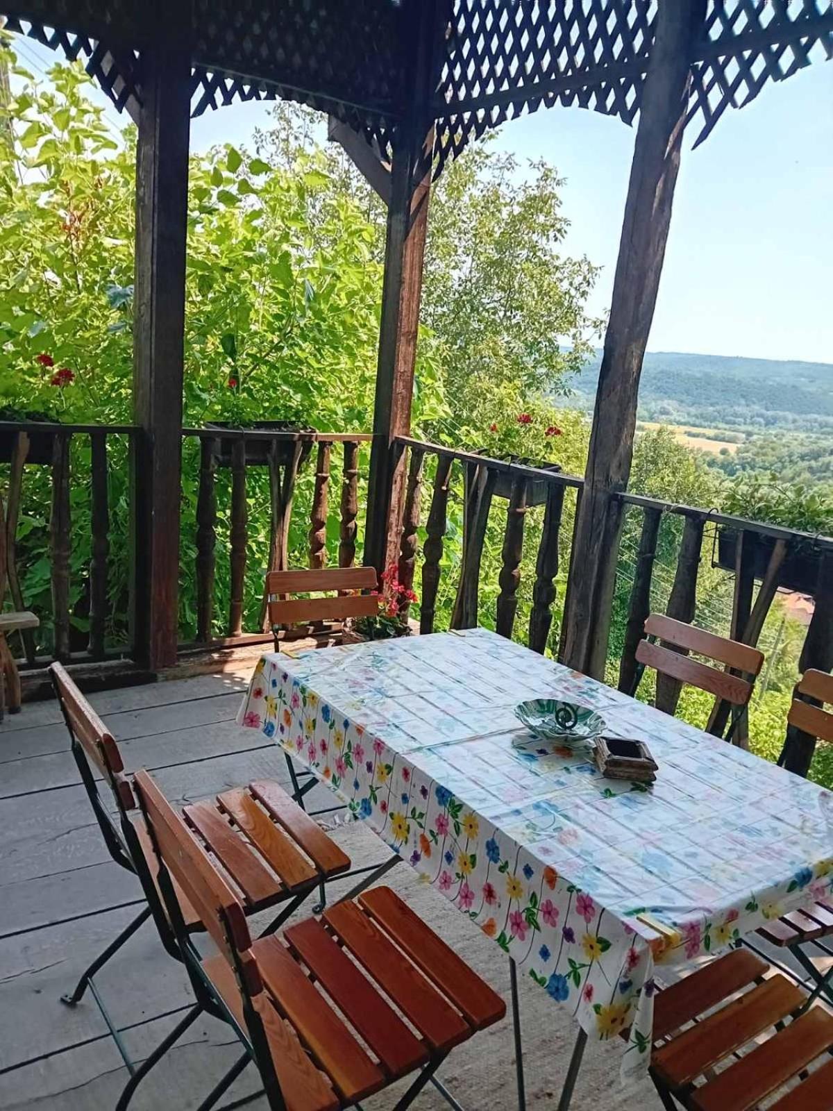 Country House Pivnica Milic Rogljevo Apartman Kültér fotó